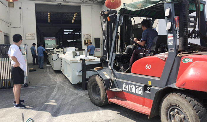 1600型压铸机搬迁 第1张